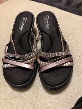 Skechers Women's Metallic Rose Gold Braided Slide Sandals